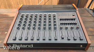 ROLAND PA-250 keverő mixer - működik