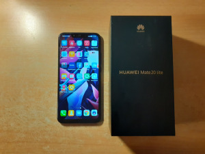 Huawei Mate 20 lite 4/64GB Dual Független Fekete Garis !