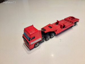 Matchbox  _  DAF 3000 Space Cab + Low Bed Trailer   Royal Air Force 