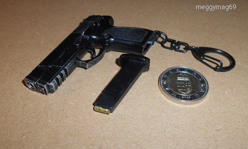 -(-jóárasított!)- UMAREX-Napoleon.:cal: 8mm.-Gáz-riasztó pisztoly.-(-egy igazi IKON!:)