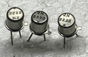 3db 2N2222 TRANZISZTOR EGYÜTT 0304f