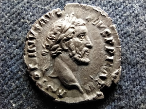 Antoninus Pius ezüst dénár RITKA elő és hátlap kombináció (id21347)