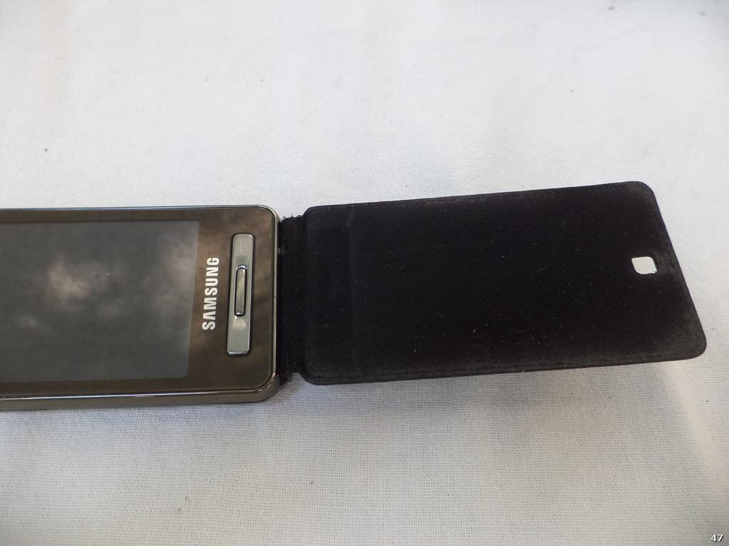 [ABC] Samsung F480 retro mobiltelefon (2897)