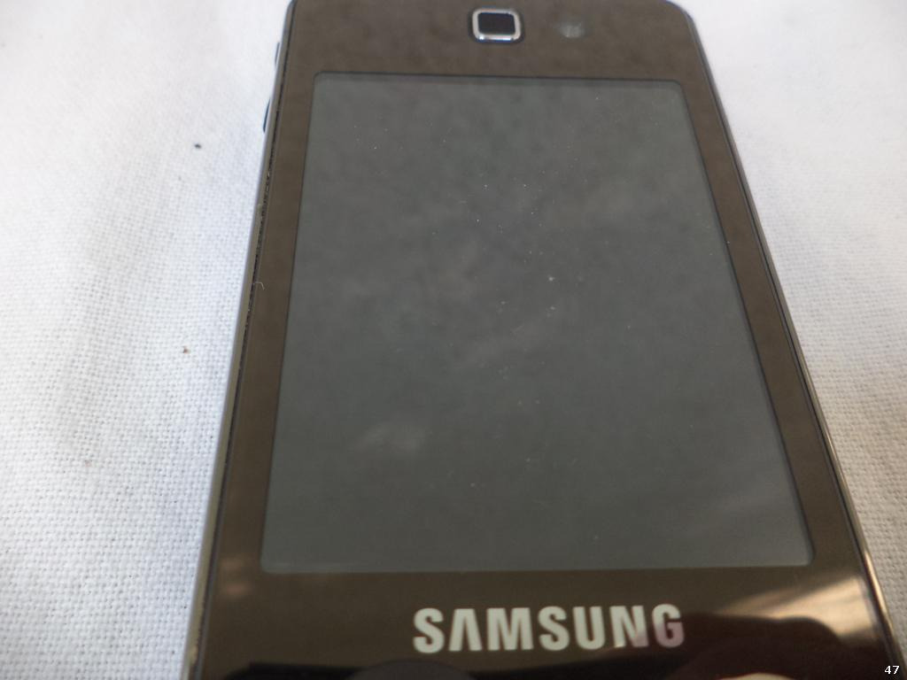 [ABC] Samsung F480 retro mobiltelefon (2897)