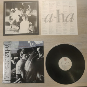 a-ha Hunting high and low P-13153