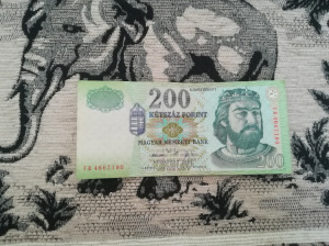 200 forint (papír)