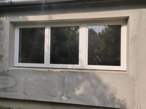 Újszerú Veka bukó-nyíló ablakok, 3 rétegű üveggel, redőnnyel