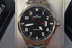 Delma Commander automatic swiss made férfi pilótaóra eladó. Új ára: 460.000,-Ft!!!