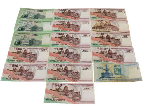 16 db vegyes papírpénzek -1000 forint -500 forint -200 forint