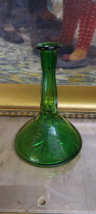 Antik zöld, hántolt likőrös üveg palack