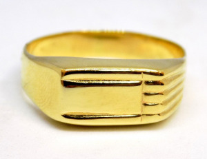 Arany pecsétgyűrű (ZAL-Au 108032)