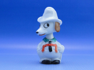 0B512 Különleges jelzett forgó fejű porcelán kutya