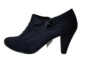 39-es fekete magassarkú cipő - Graceland