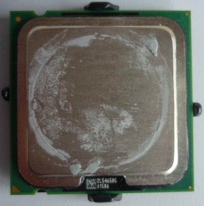 Intel Celeron 0.80GHz 256K Cashe 533 MHz 2L546585 teszteletlen, retró