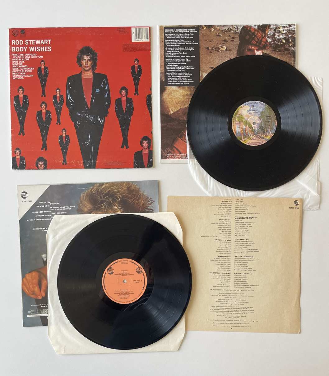 ROD STEWART  -- 2 db nagylemeze - insertekkel - 1988 / 1983