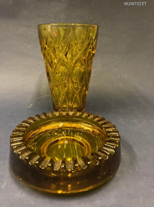 Cseh (?) vintage design borostyánüveg szett --- Retro váza és hamutál